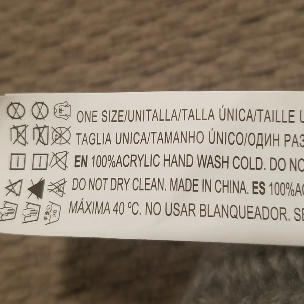 Knit Ear Warmer Headband - Picture 5 of 5